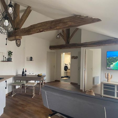 Charmant Appartement Avec Spa Fontenay-le-Comte Ngoại thất bức ảnh